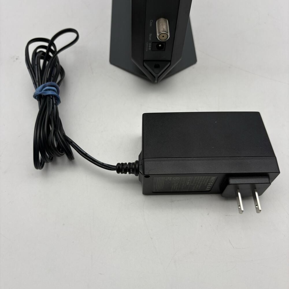 Netgear C6900 AC1900 Nighthawk Wifi Cable Modem Router - Picture 6 of 6
